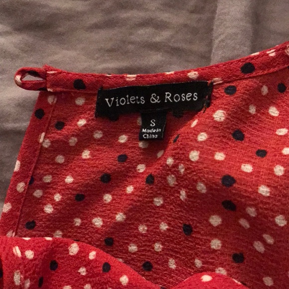 Violets and Roses cold shoulder top - Picture 2 of 3